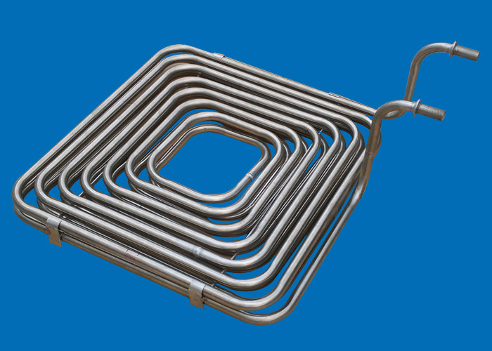 Double Layer SUS316 Immersion Heat Exchanger For Cooling Alkaline Solution